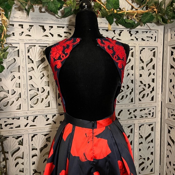 GLAMOUR BY TERANI COUTURE AMAZING NAVY BLUE & RED SLEEVELESS FORMAL PROM DRESS - Picture 6 of 8